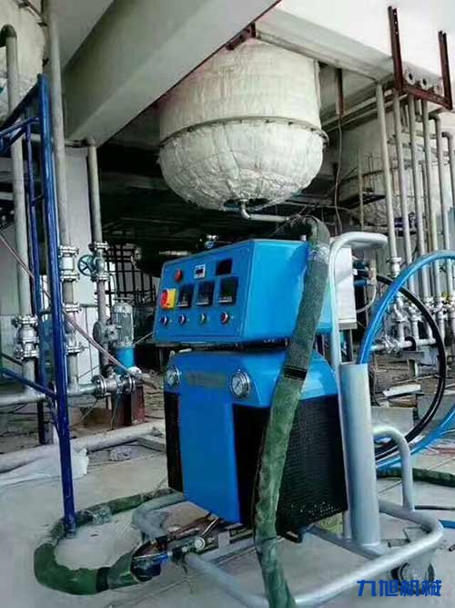 江蘇聚氨酯噴涂機(圖2) 江蘇聚氨酯噴涂機保溫噴涂施工