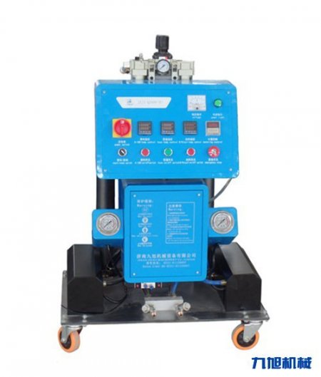 保溫聚氨酯現(xiàn)場發(fā)泡噴涂施工適應(yīng)不同基材