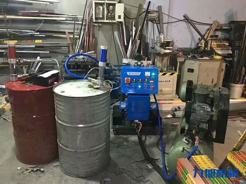 國產聚氨酯噴涂機是否值得購買(圖2) 聚氨酯噴涂機外墻保溫工程案例