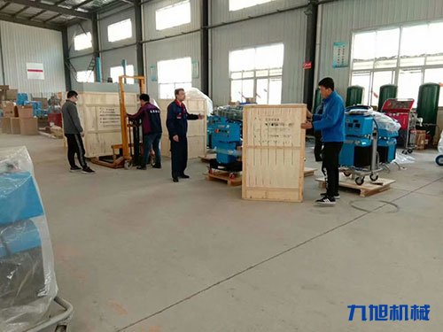 無錫聚氨酯噴涂(圖1) 濟(jì)南九旭國(guó)內(nèi)聚氨酯設(shè)備生產(chǎn)廠家