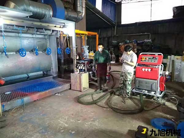 聚脲噴涂機(jī)JNJX-Q5600(T)【圖】【視頻】(圖4) 大型閥門防腐聚脲噴涂機(jī)施工培訓(xùn)